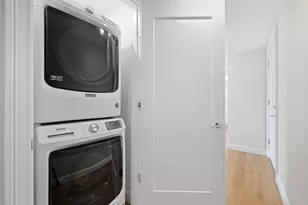 40 Westmoreland St, Boston, MA 02124 - Photo 21