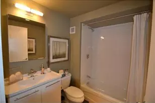 2 Earhart, Cambridge, MA 02141 - Photo 7