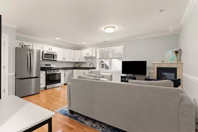 40 Hancock St #10, Boston, MA 02125 - Photo 5