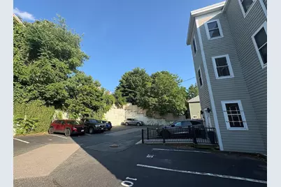 40 Hancock St #10, Boston, MA 02125 - Photo 13