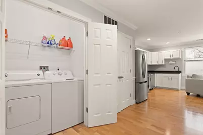 40 Hancock St #10, Boston, MA 02125 - Photo 11
