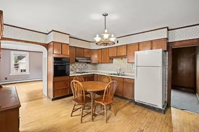 31 Godfrey, Taunton, MA 02780 - Photo 5