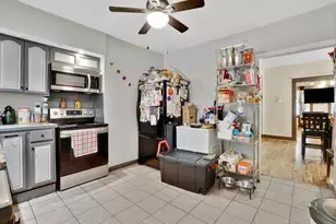 46-48 Narragansett, Springfield, MA 01107 - Photo 13