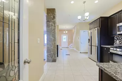 8 Tacoma Street, Lynn, MA 01905 - Photo 3