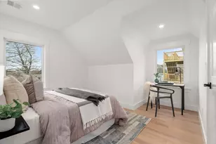 26 Adelaide St, Boston, MA 02130 - Photo 17
