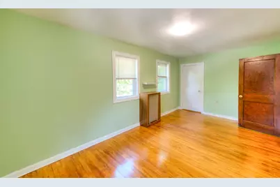 148 Whitmarsh Avenue, Worcester, MA 01606 - Photo 17