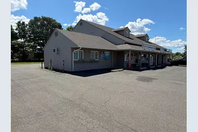 22 West St #D, Hatfield, MA 01088 - Photo 1
