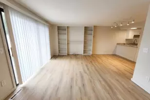 10 Winston Ct, Amherst, MA 01002 - Photo 7
