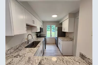 10 Winston Ct #10, Amherst, MA 01002 - Photo 3