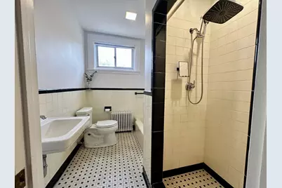 1683 Beacon St. #2, Brookline, MA 02445 - Photo 9