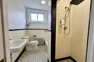 1683 Beacon St, Brookline, MA 02445 - Photo 9