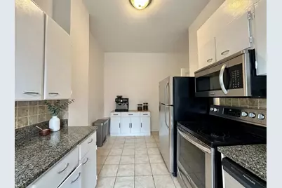 1683 Beacon St. #2, Brookline, MA 02445 - Photo 7