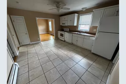 60-62 Benefit St, Attleboro, MA 02703 - Photo 9