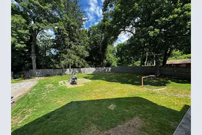 60-62 Benefit St, Attleboro, MA 02703 - Photo 15