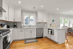 1080 Adams St, Boston, MA 02124 - Photo 3