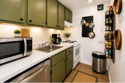 668 Robbins Ave #3, Dracut, MA 01826 - Photo 3