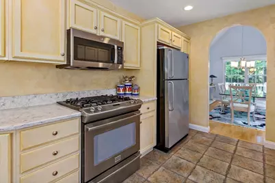 5 Mayfair Ct #5, Mashpee, MA 02649 - Photo 11