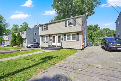 57-59 E Bay Path Ter, Springfield, MA 01109 - Photo 3