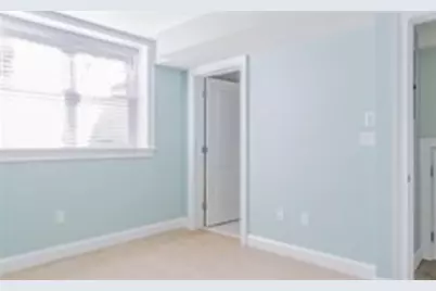 669 East 5th #1, Boston, MA 02127 - Photo 5