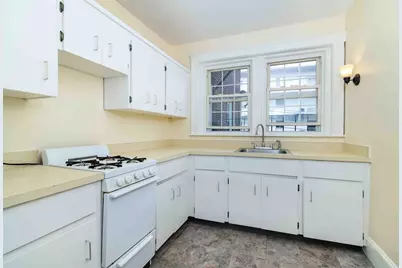 17 Greenleaf #15, Quincy, MA 02169 - Photo 9