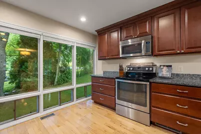 188 Brigham Hill Rd, Grafton, MA 01536 - Photo 7
