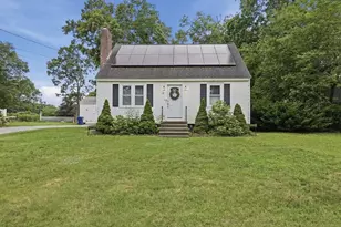 20 Stevens St, Dracut, MA 01826 - Photo 1