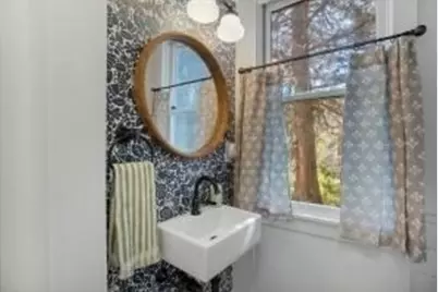 200 Main, Sandwich, MA 02563 - Photo 17