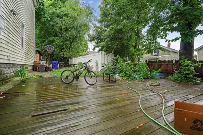 39 Highland St, Pawtucket, RI 02860 - Photo 27
