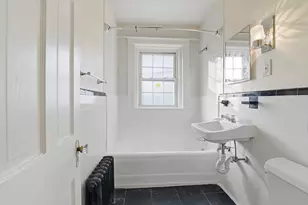 17 Greenleaf St, Quincy, MA 02169 - Photo 13