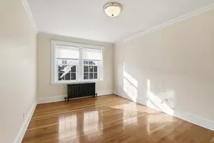 17 Greenleaf St, Quincy, MA 02169 - Photo 3
