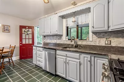 20 Rowe Street, Milton, MA 02186 - Photo 9