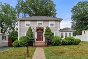 20 Rowe St, Milton, MA 02186 - Photo 1