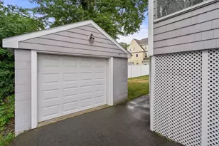 20 Rowe St, Milton, MA 02186 - Photo 25