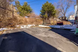 17 Fifth Ave, Worcester, MA 01607 - Photo 31