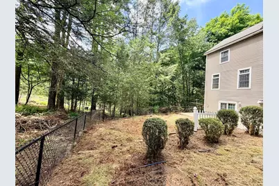 41 Thresher Rd, Hampden, MA 01036 - Photo 27