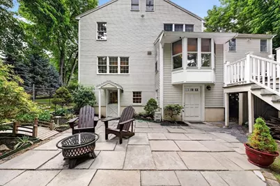 131 Prospect St, Wakefield, MA 01880 - Photo 3