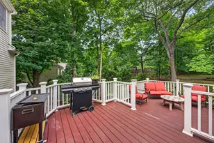 131 Prospect St, Wakefield, MA 01880 - Photo 9