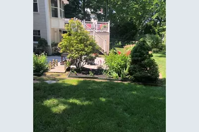 131 Prospect St, Wakefield, MA 01880 - Photo 11