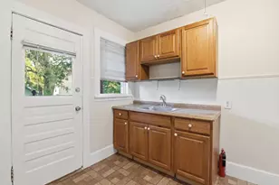 60 Raycroft St, Quincy, MA 02169 - Photo 7