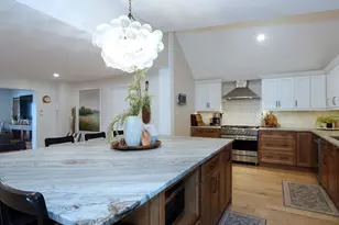 22 Maple St, Wareham, MA 02571 - Photo 9