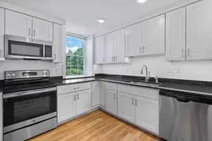 30 Village Hill Rd, Northampton, MA 01060 - Photo 5