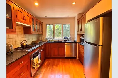 8 Bond St #8, Cambridge, MA 02138 - Photo 7