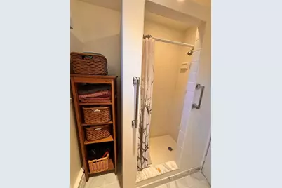 8 Bond St #8, Cambridge, MA 02138 - Photo 11