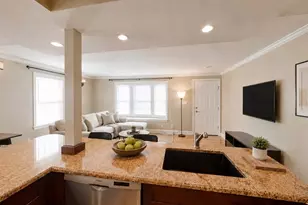 40 Glenellen Rd, Boston, MA 02132 - Photo 7