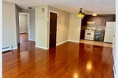 305 Pine St #12, Lowell, MA 01851 - Photo 5