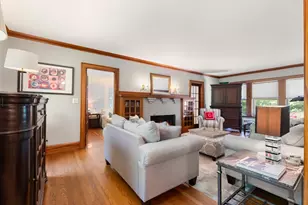 114 S Border Rd, Medford, MA 02155 - Photo 7