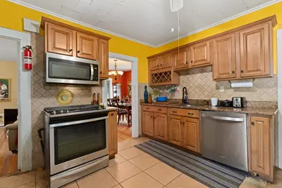 395 W Main St, Avon, MA 02322 - Photo 3