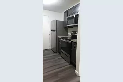 4 Village Rock Ln #4, Natick, MA 01760 - Photo 3