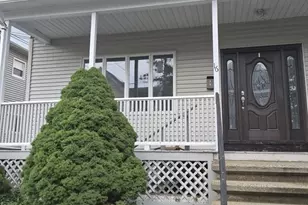 16 Ashland St, Malden, MA 02148 - Photo 7