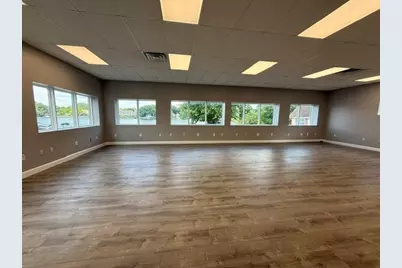 195 Lake Ave, Worcester, MA 01604 - Photo 5